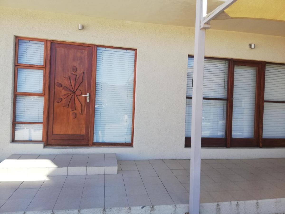 Ginas Place Springbok Buitenkant foto